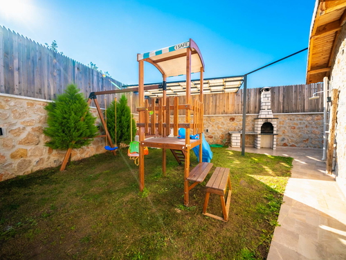  gece  -  Kasım
  | Kalkan Akbel’de Jakuzili ve Isıtmalı Havuzlu Muhafazakar Kiralık Villa | 4 Kişilik Tatil